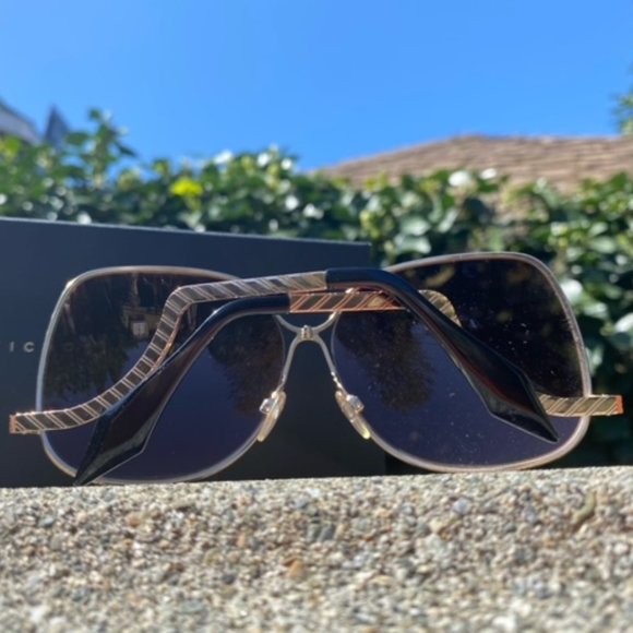 Victoria Beckham Rose Gold Sunglasses - Picture 4 of 9